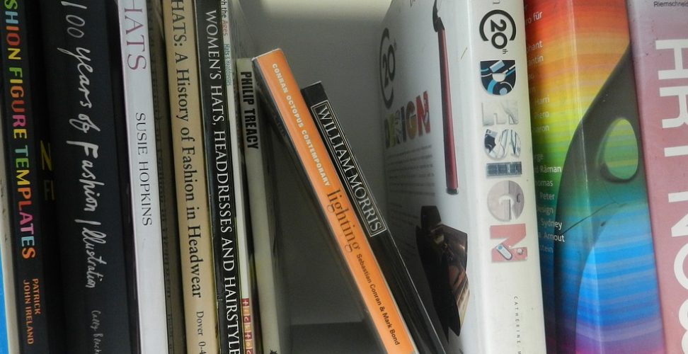 books-2822749_960_720